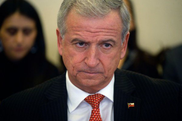 Gallito por salario mínimo: Gobierno ingresará veto pese a rechazo parlamentario