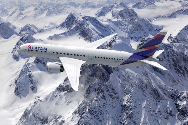 Latam terceriza sus operaciones de servicios en los aeropuertos de Brasil