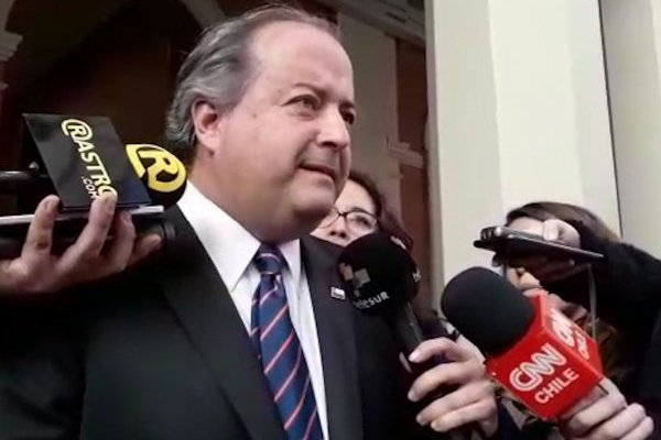 <p>Ahora en DF: Monckeberg, "Para ellos era más importante usar la discusión del salario para fines políticos electorales"</p>