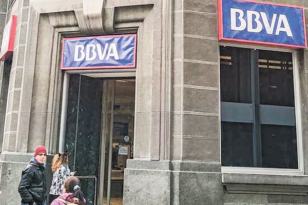 Mañana parte fusión de Scotiabank y BBVA Chile: será el tercer banco del país