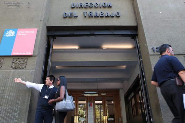 Grupos negociadores: abogados dan sus recetas para que gobierno zanje su marco de acción