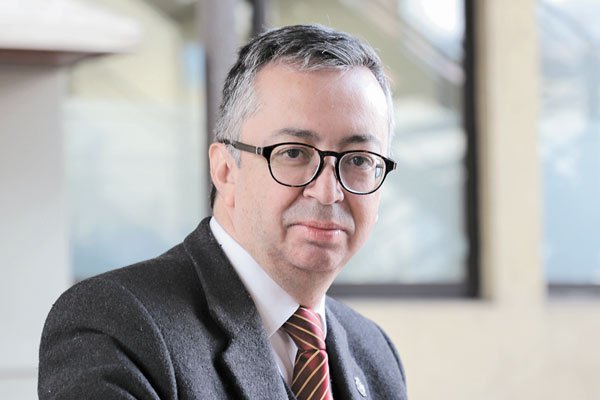 Flores y el reto de los votos para el proyecto tributario: “Es necesario salir a buscarlos”