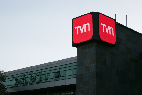 Senado ratifica nuevos directores de TVN: Adriana Delpiano y Ricardo Cifuentes