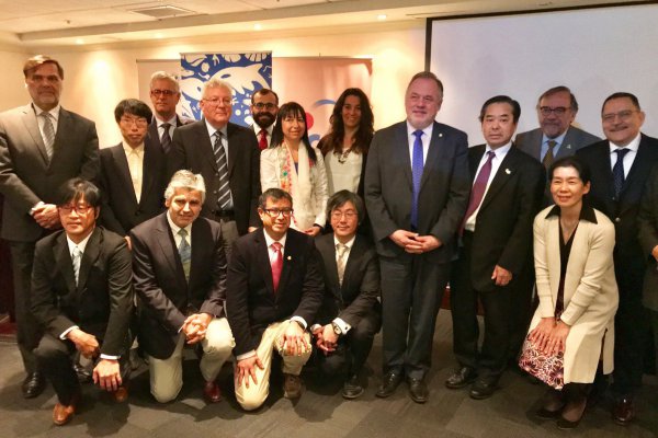 <p>Chile y Japón desarrollarán inédito sistema de alerta temprana para detectar marea roja</p>