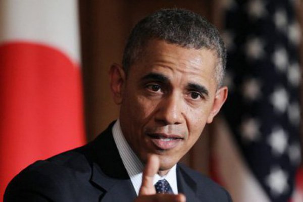 Obama regresa a la vida política con duras críticas a Trump