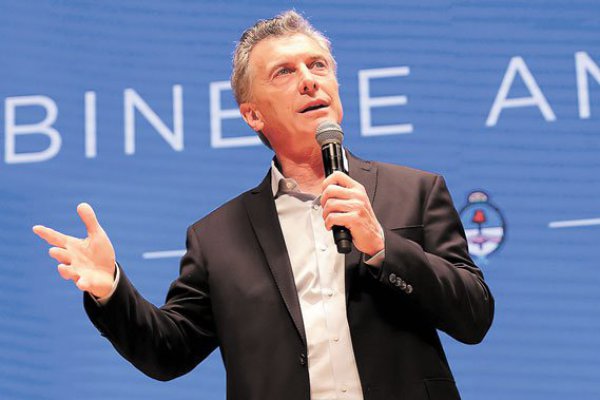 Peso argentino retoma caídas y complica las negociaciones de Macri