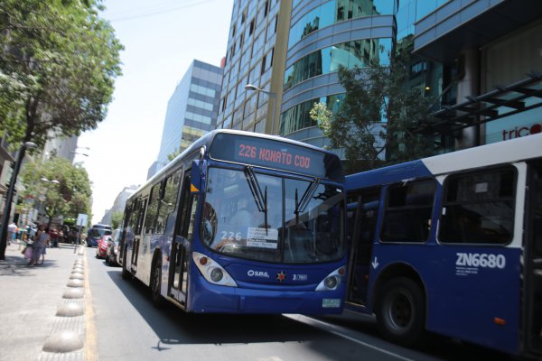 Paro en Transantiago: 800 choferes de Subus se van a huelga