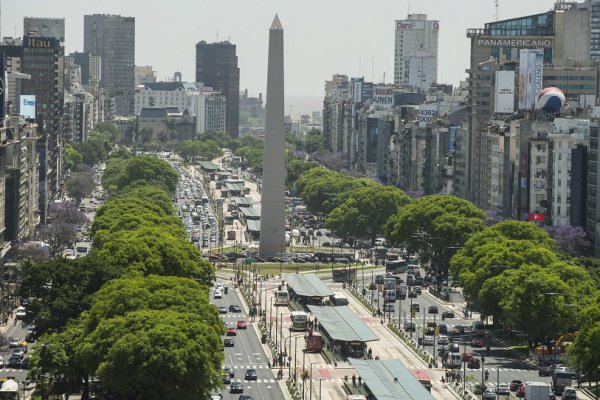 Gobierno de Macri presenta presupuesto 2019 marcado por dólar a $ 40 y fuerte alza en la inflación