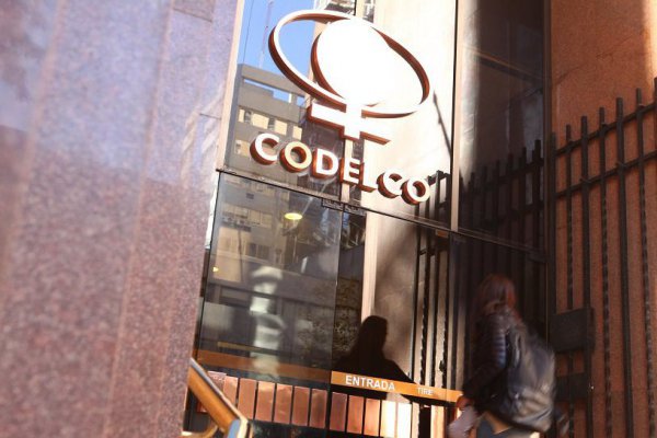 <p>Codelco firma contrato con cliente chino con prima por despacho físico a US$ 88 la tonelada</p>