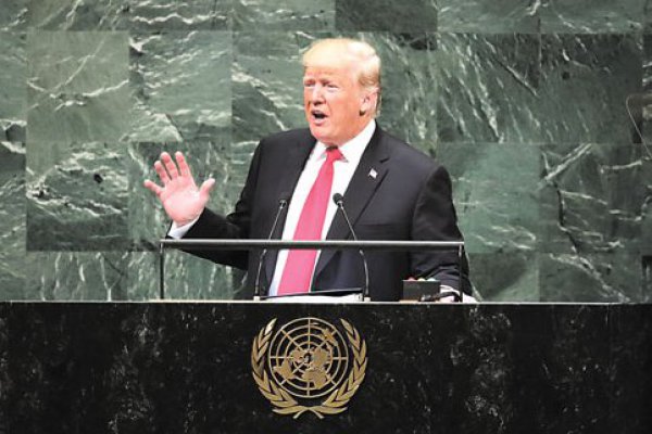 Trump pide apoyo para restaurar la democracia en Venezuela y ataca a Irán frente a la ONU