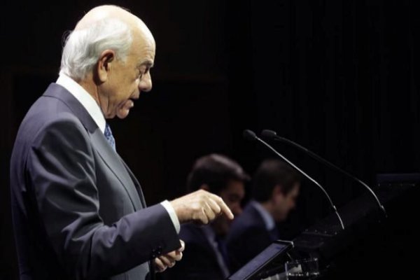 Carlos Torres sucederá a Francisco González al frente de BBVA el 31 de diciembre