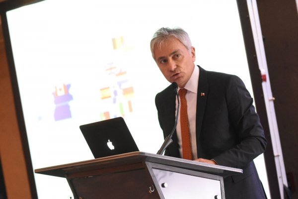 Asimet advierte: "Si el anuncio del presidente de avanzar hacia la Cuarta Revolución Industrial no se cumple, Chile estará en riesgo"