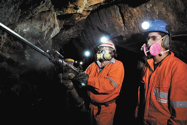 <p>Enami alerta sobre impacto en pequeña minería por guerra comercial entre China y EEUU</p>