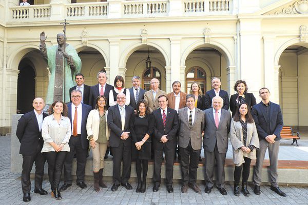 Banco Santander se queda con el Premio Carlos Vial Espantoso