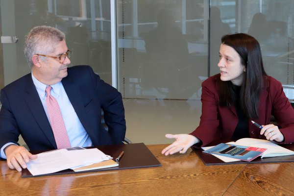 Jaime de la Barra y Macarena Navarrete entran de lleno al debate por regulación de las FinTech