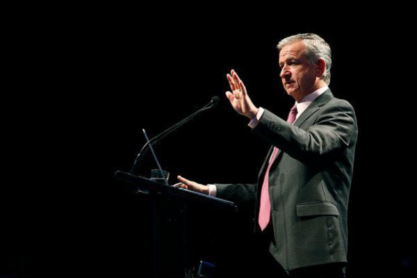 Hacienda aprueba fin del acuerdo Santander-Transbank: "Mientras se cree mayor competencia, nos parece positivo"