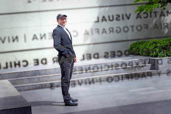 Vendió su startup por US$ 1.000 millones y busca cambiar la educación