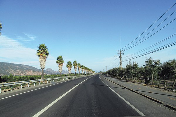 <p>MOP hace cambios a Carretera de La Fruta: divide proyecto, baja inversión y suma TAG</p>