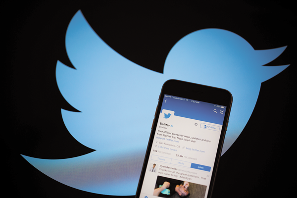 Ganancias de Twitter superan las expectativas, pese a caída en número de usuarios