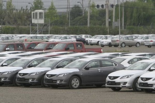 Los días que debes trabajar para comprar el auto más vendido en Chile y en cada país de la Alianza del Pacífico