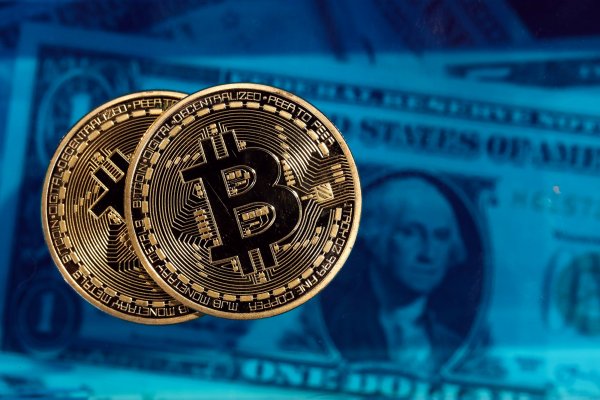 Londres evalúa vetar algunos productos financieros basados en criptomonedas