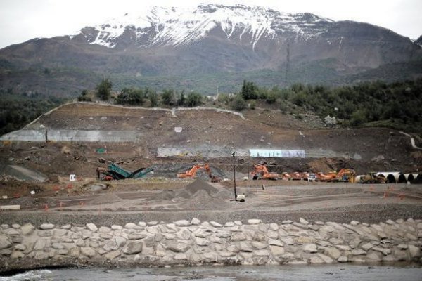 Presentan recurso por aprobación de tronaduras en Mina Invierno