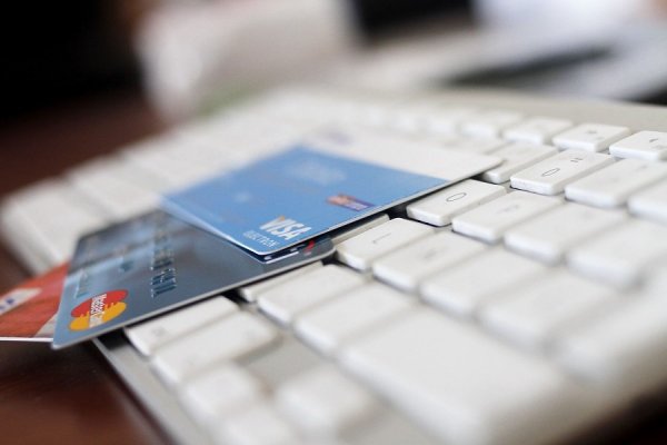 Los latinoamericanos cada vez compran más en Black Friday y Cyber Monday