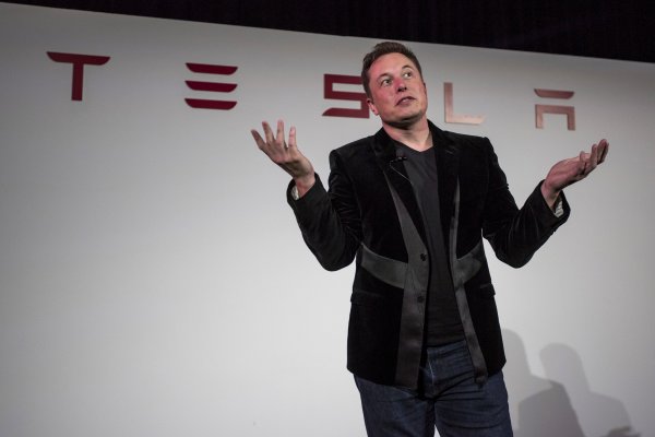 La receta de Elon Musk para cambiar el mundo: "Trabajar 80 horas a la semana"