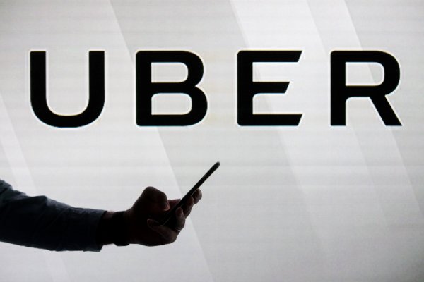 Holanda multa a Uber por no informar de un ciberataque