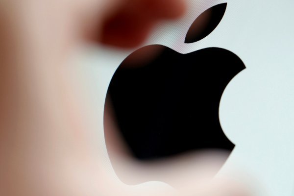 Apple profundiza su caída en bolsa por amenaza arancelaria