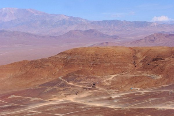 <p>Menores costos de energía y rastros de cobalto reflotan millonario proyecto minero en Atacama</p>