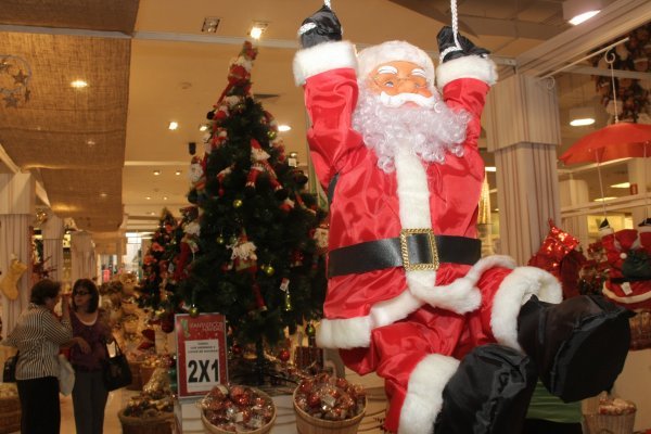 ¿Pensando en las compras de fin de año? Sepa a cuánto estará el dólar a fines de diciembre, según expertos
