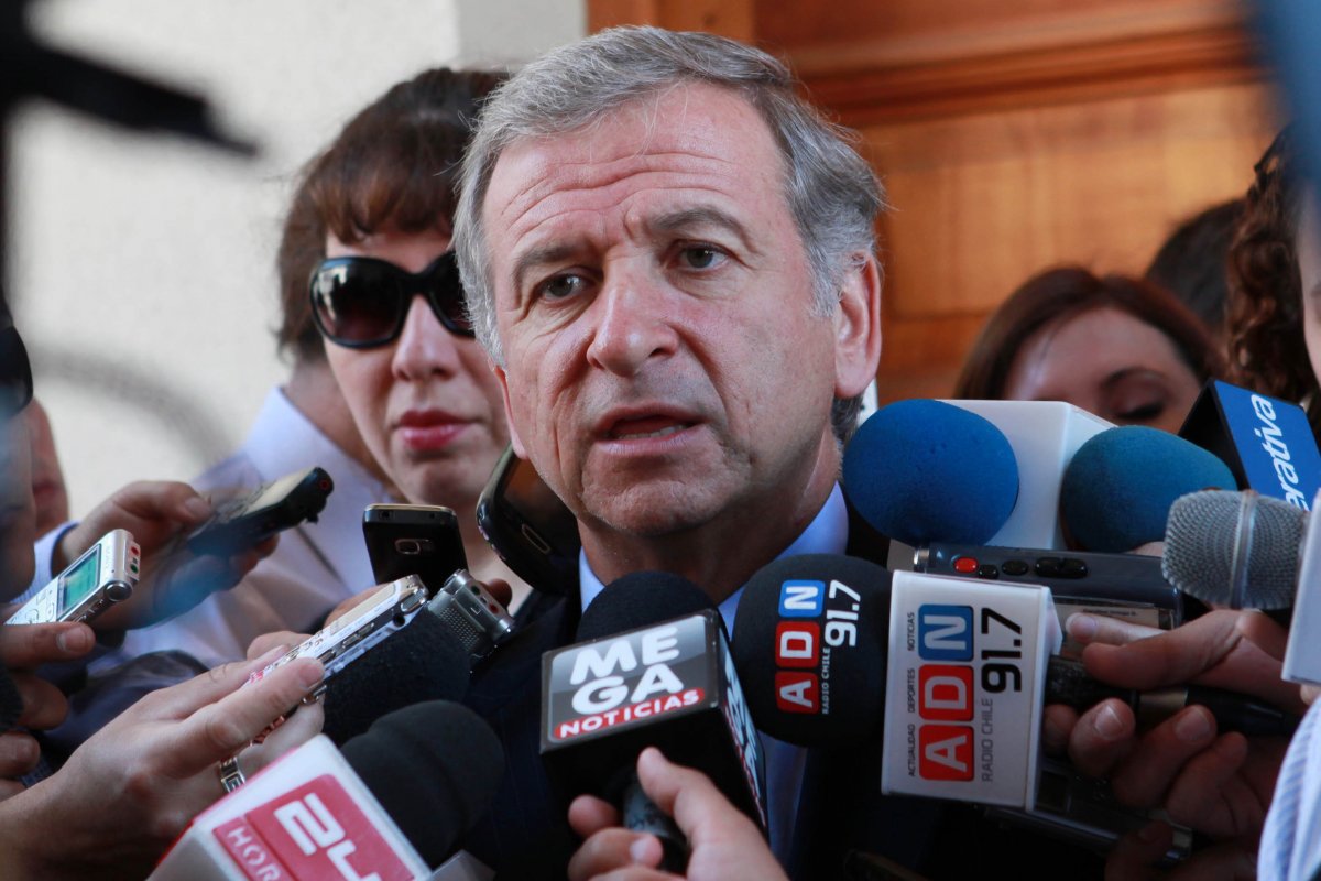 <p>Larraín pone paños fríos ante alza de la desocupación: "Hay una creación de empleos de calidad muy fuerte"</p>