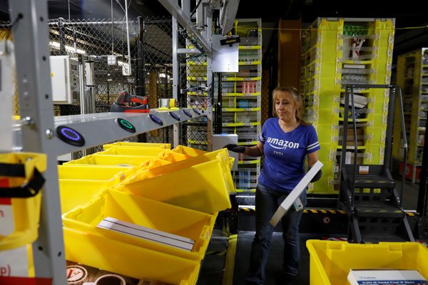 <p>Amazon manda recado al retail chileno:“Hay espacio para muchos ganadores”</p>