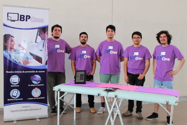 Estudiantes de la USM crean aplicación que previene aparición de escaras