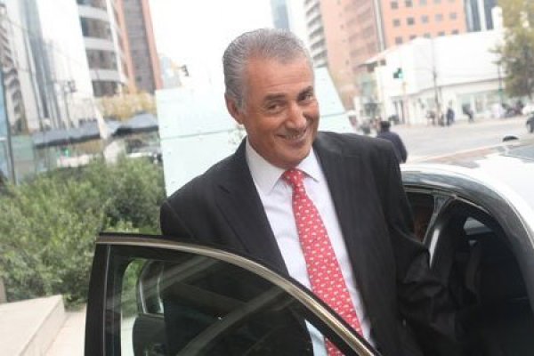 <p>Nadie sabe para quién trabaja: Entrada de Tianqi a SQM valorizó en US$ 140 millones sociedades ligadas a Julio Ponce</p>