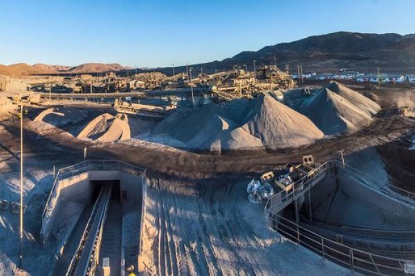 <p>Mediana minería también repunta: se prevé 20% más de mano de obra al 2028</p>
