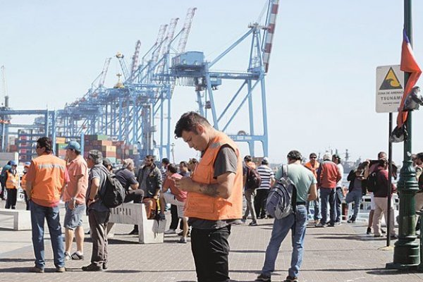 Paro portuario: TPS y trabajadores movilizados se reúnen por primera vez desde inicio del conflicto