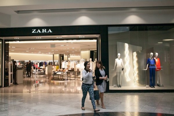 <p>Zara se resiste a la presión para bajar precios en esta navidad</p>