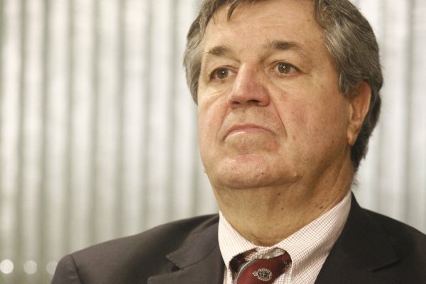 Bown pide abordar efecto en empleo de la automatización