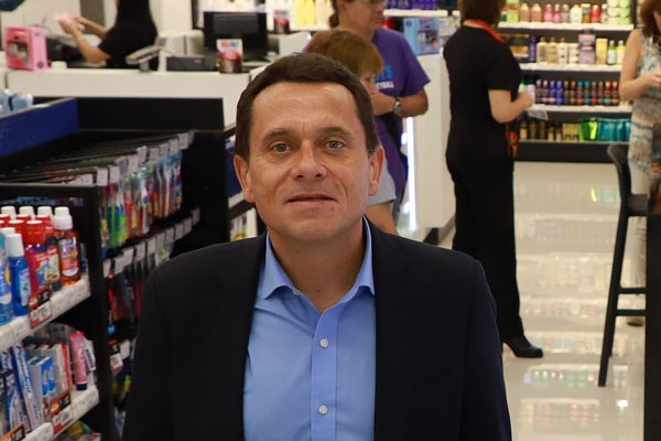 Preunic lanza nuevo modelo de tiendas y se aventura con ventas online