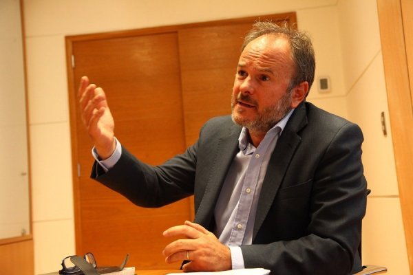 Larraín Matte entra al debate por el paro portuario y asegura que empleo eventual en Chile no es precario