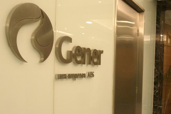AES Gener anuncia reestructuración y nombra nuevo presidente