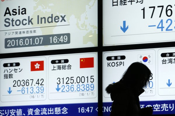 Bolsa de China perdió valor como nunca antes y ya no es el segundo mercado más grande del mundo