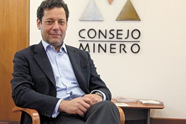 <p>Villarino y despegue minero: “No hablaría de boom minero, pero no cabe duda que hay un cambio de tendencia”</p>