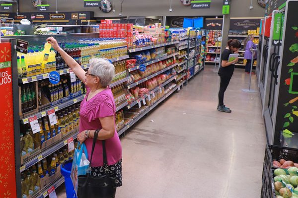 <p>Supermercados intensifican competencia en marcas propias para diferenciarse</p>