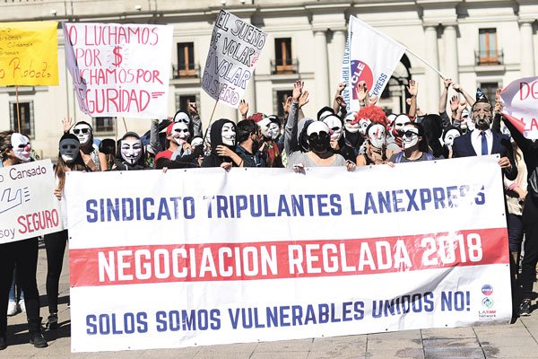 <p>Dirección del Trabajo: huelgas van a la baja, pero su duración va en aumento</p>