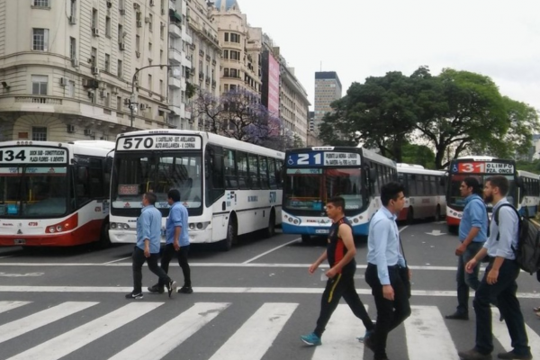 Inflación en Argentina habría cerrado 2018 en 48%, según cálculos privados
