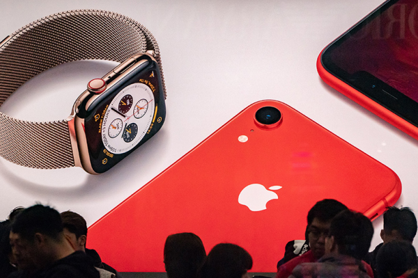 Ventas de Apple dependen del fin de la guerra comercial, según asesor de Trump