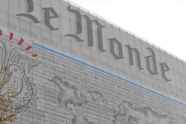 Louis Dreyfus, el emblemático presidente de Le Monde, lidera el contraataque de los medios frente a las redes sociales